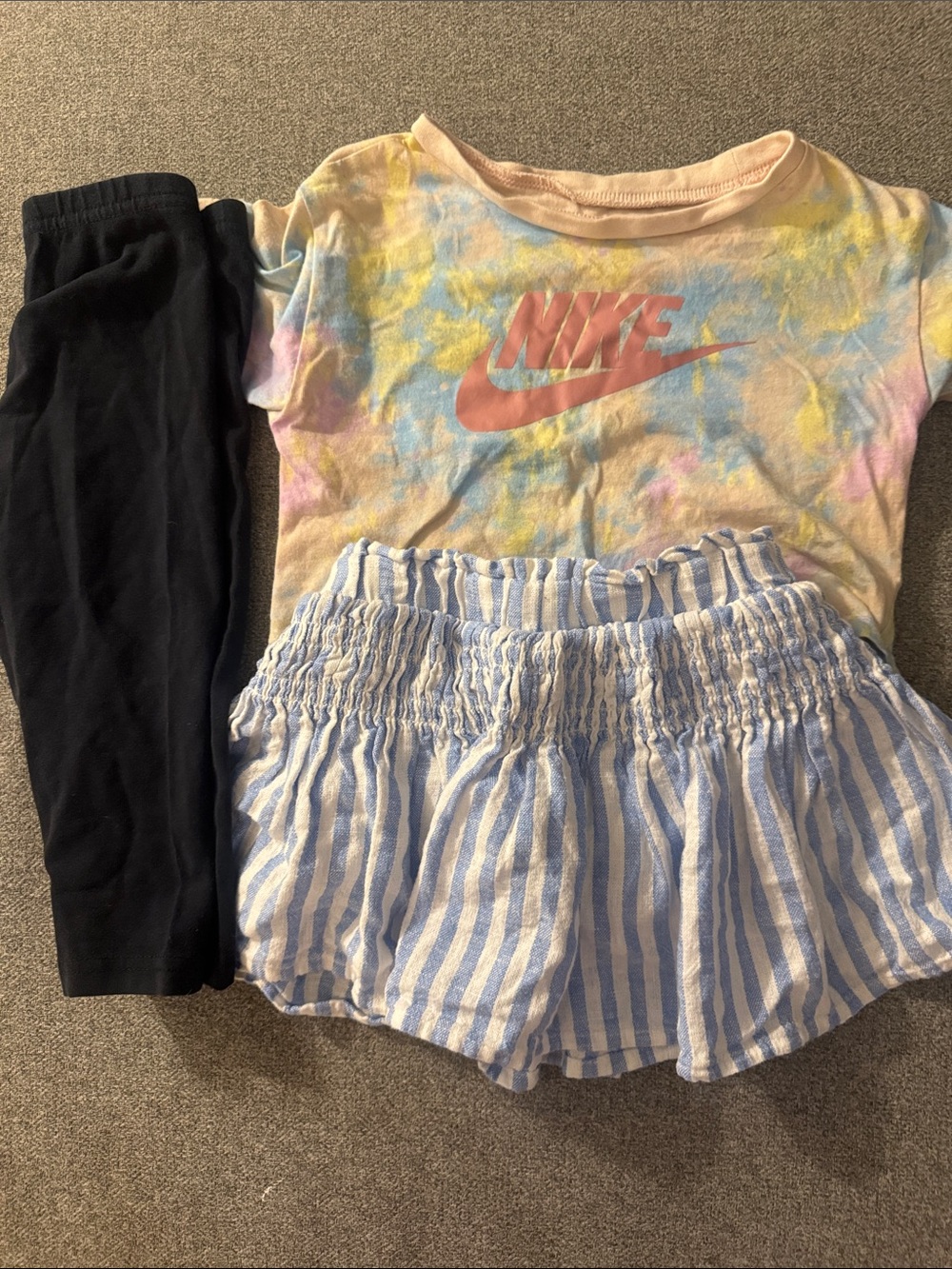5/$15- 18 month outfit bundle